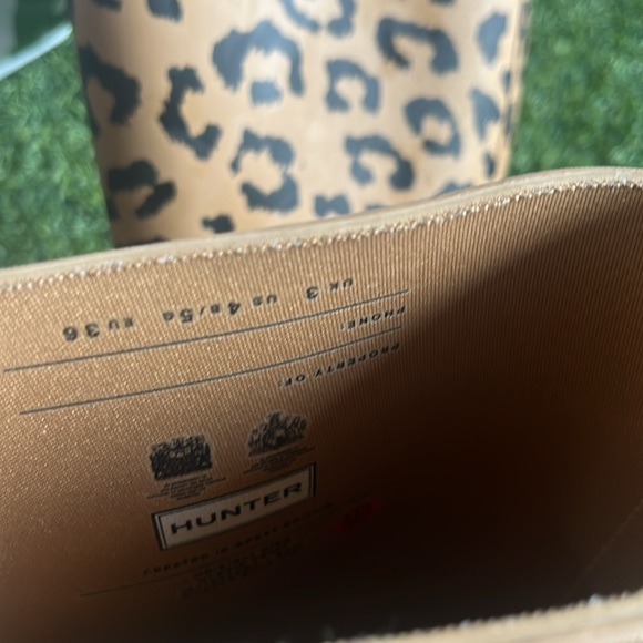 Hunter  Winter Rain Boots - Picture 4 of 7